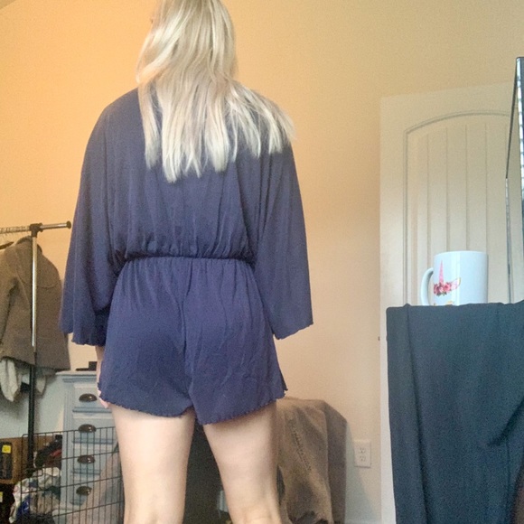 Sadie & Sage navy romper - Picture 11 of 11